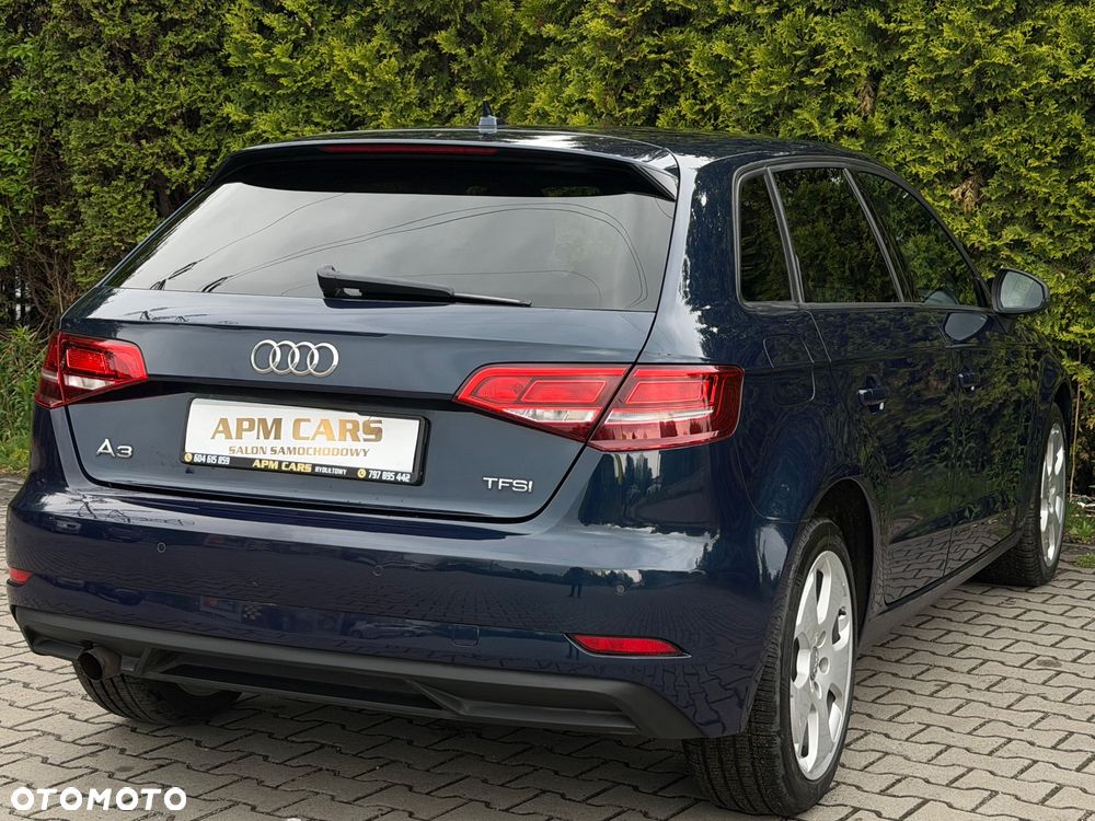 Audi A3 Sportback 1.0 TFSI design - 16
