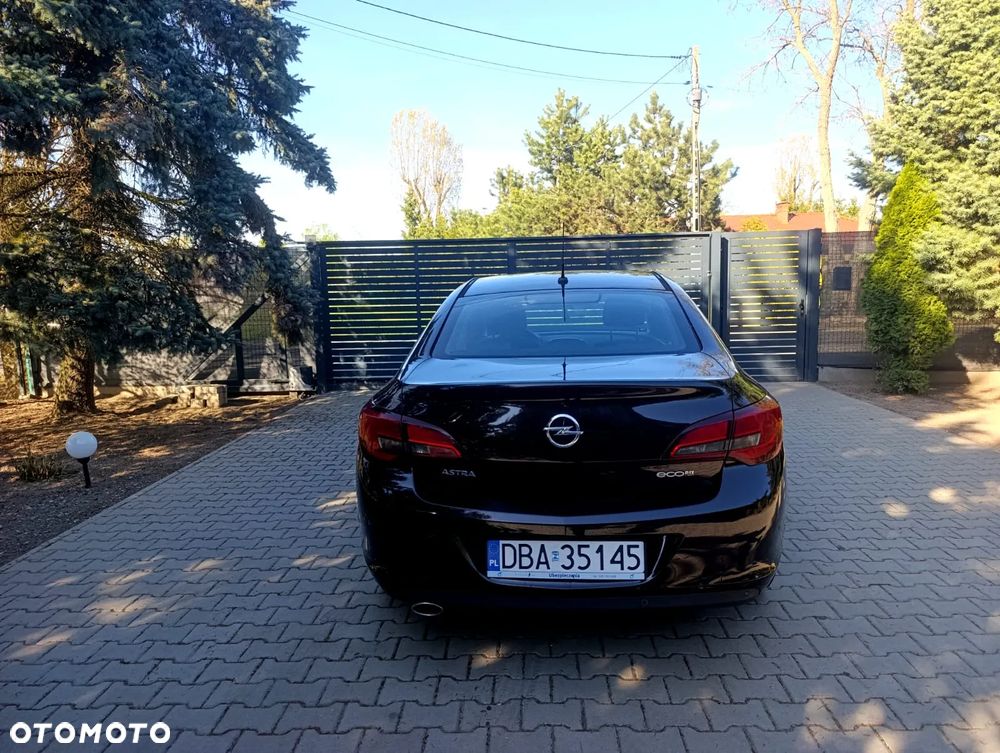 Opel Astra 1.4 T Cosmo EU6 - 7