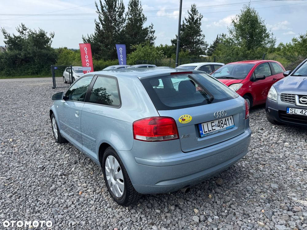 Audi A3 3-drzwiowe 1.6 Ambition - 5