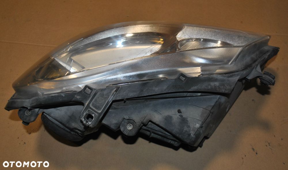Lampa lewy prawa przód Polo IV lift - 2