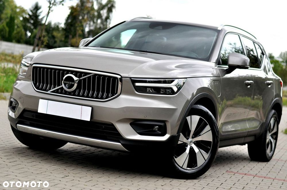 Volvo XC 40 T4 Plug-In Hybrid Plus Dark - 32