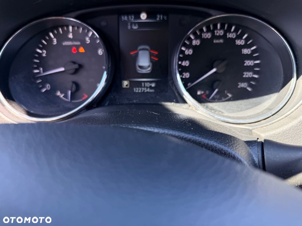 Nissan Qashqai 1.2 DIG-T N-Connecta Xtronic EU6 - 17