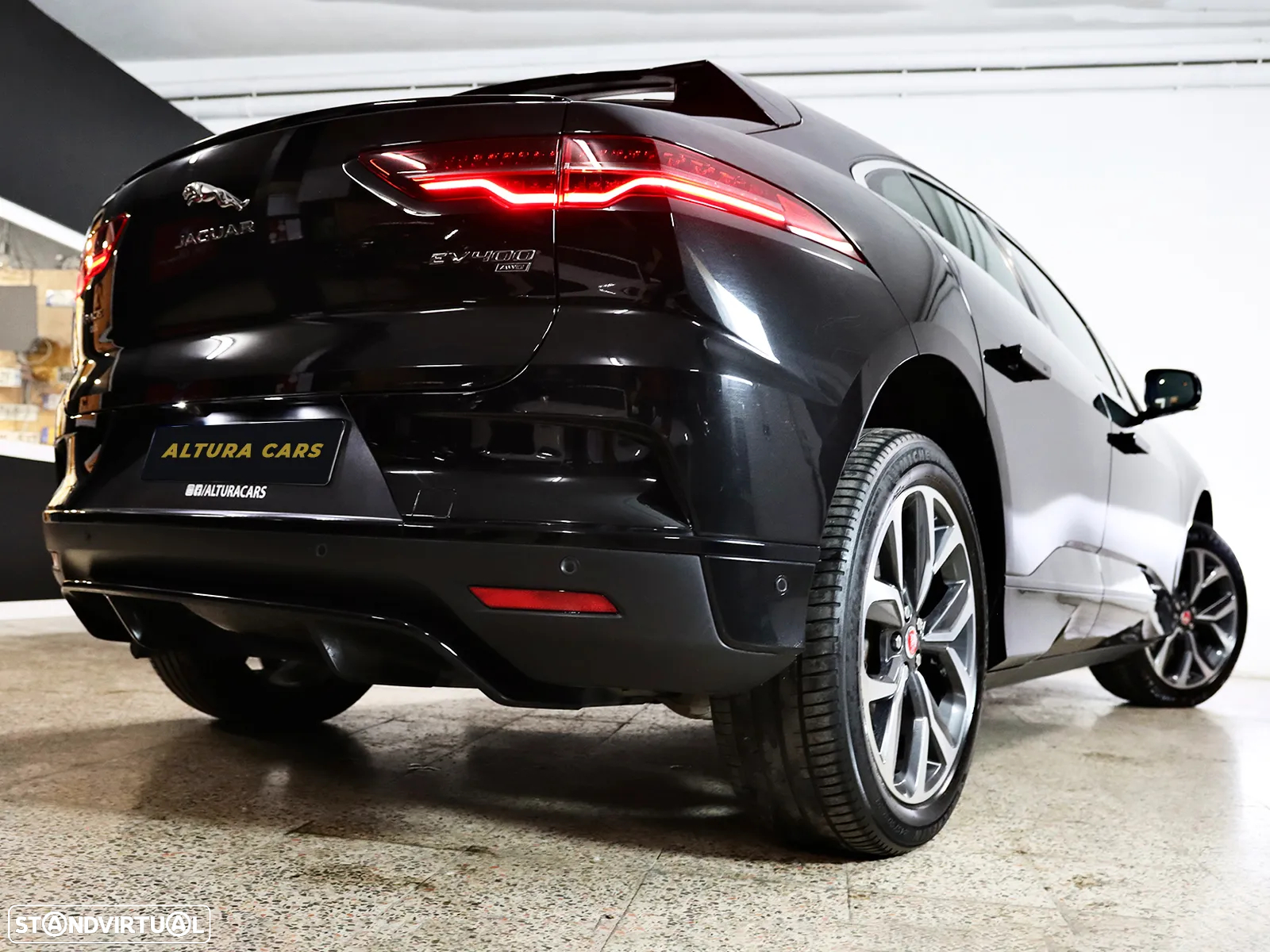 Jaguar I-Pace EV400 AWD R-DYNAMIC SE - 23