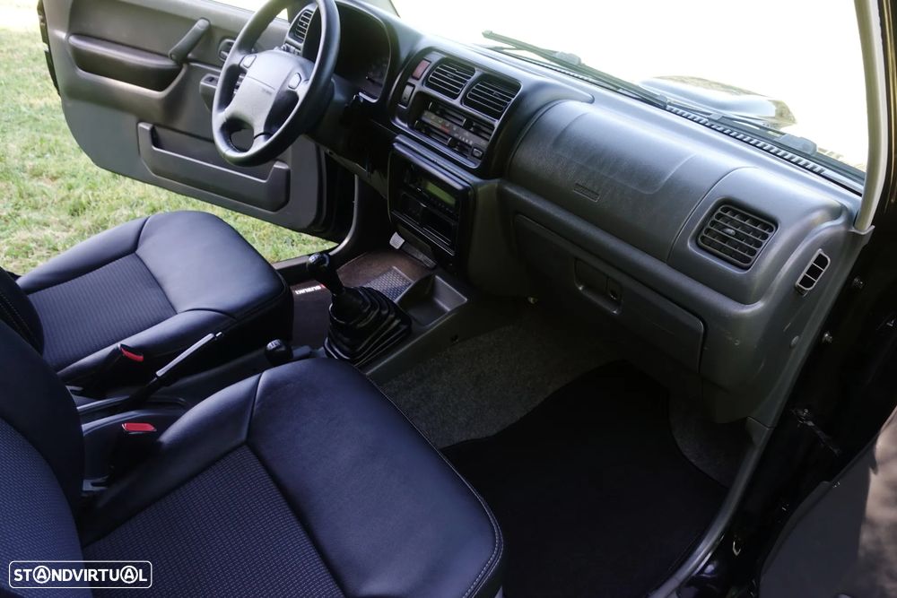 Suzuki Jimny 1.5 DDiS JLX - 29