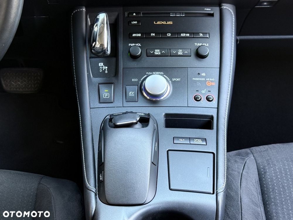 Lexus CT 200h Elegance - 30
