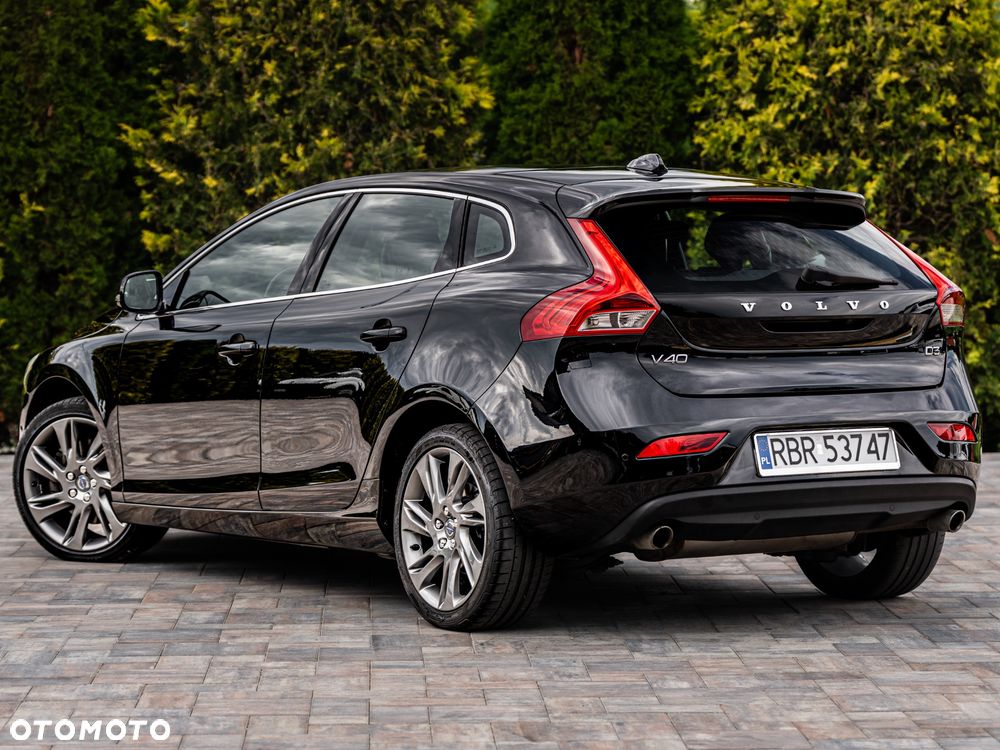 Volvo V40 D3 Geartronic R Design - 23