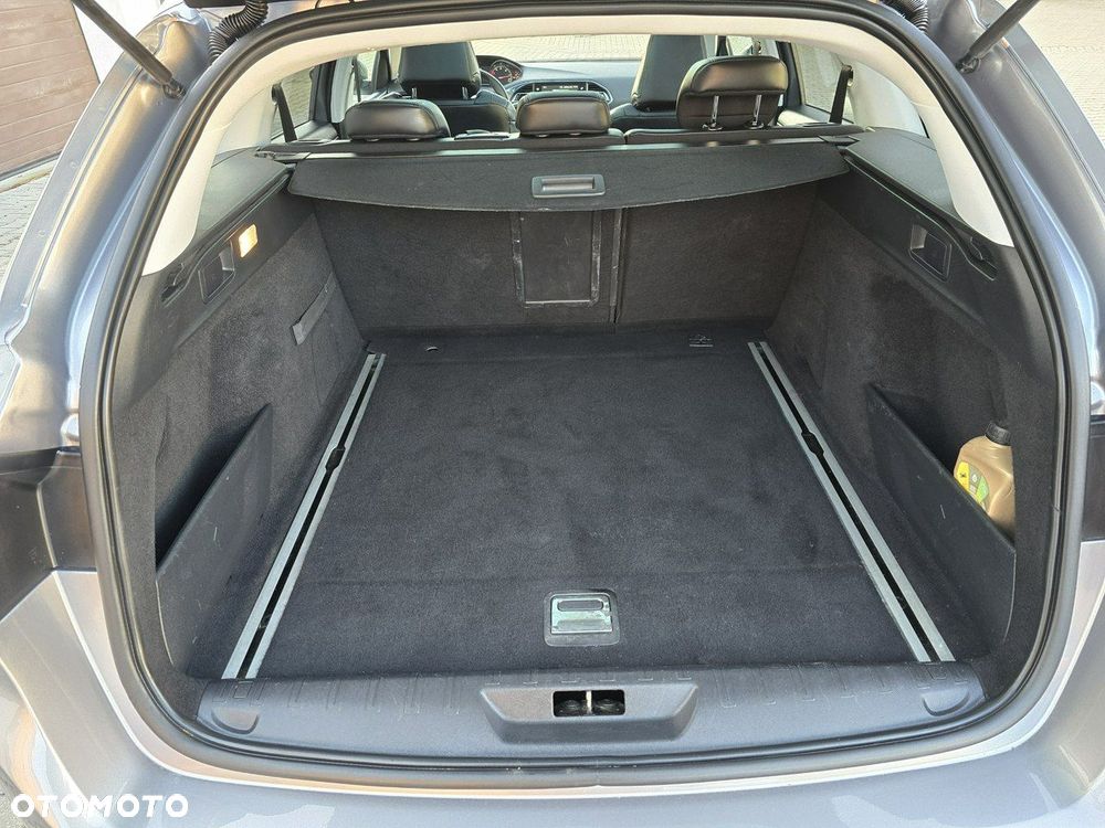 Peugeot 308 - 26