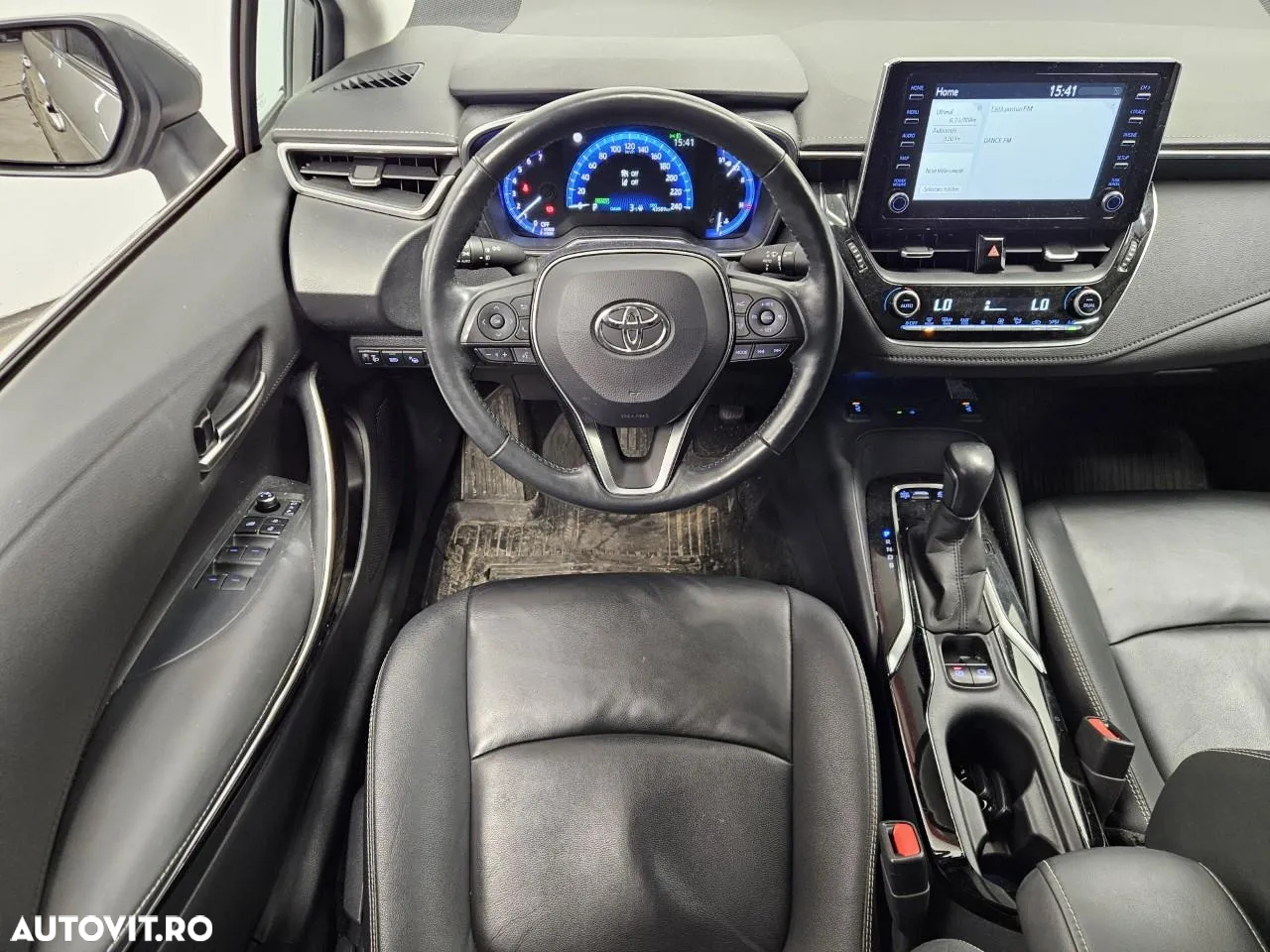Toyota Corolla - 3