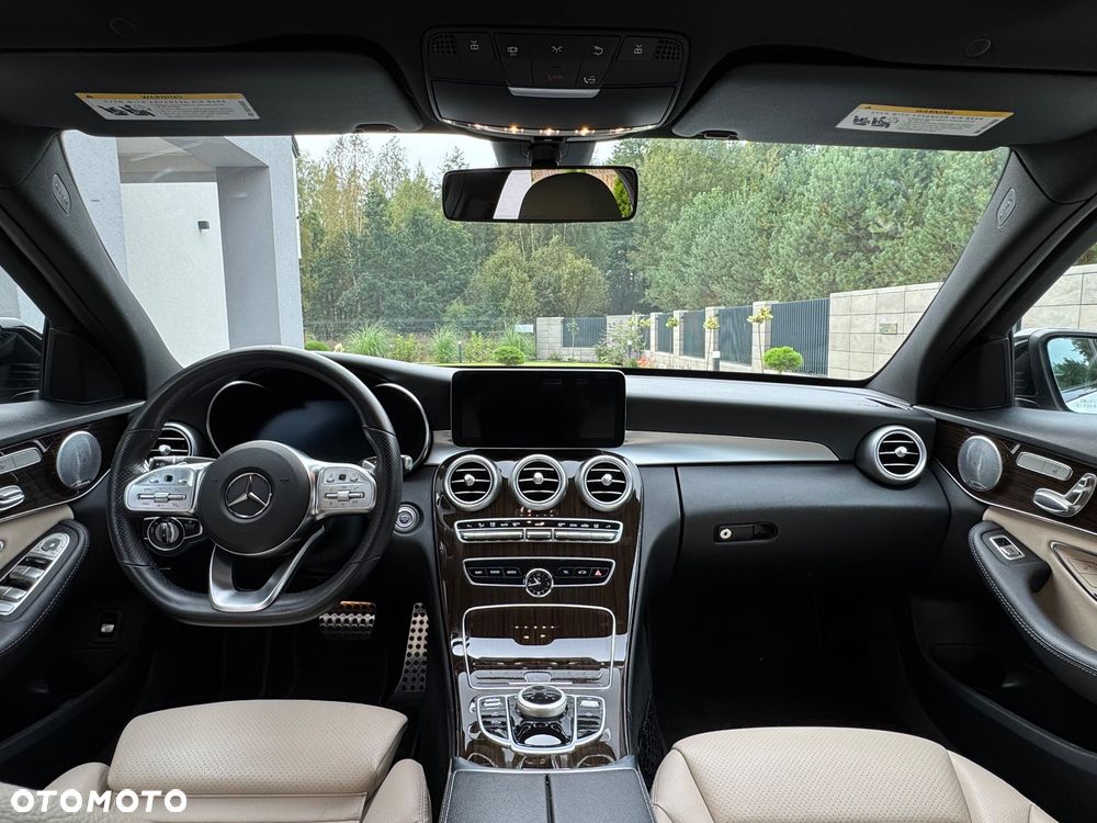 Mercedes-Benz Klasa C 300 4Matic 9G-TRONIC AMG Line - 10