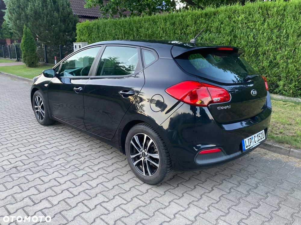 Kia Ceed - 5