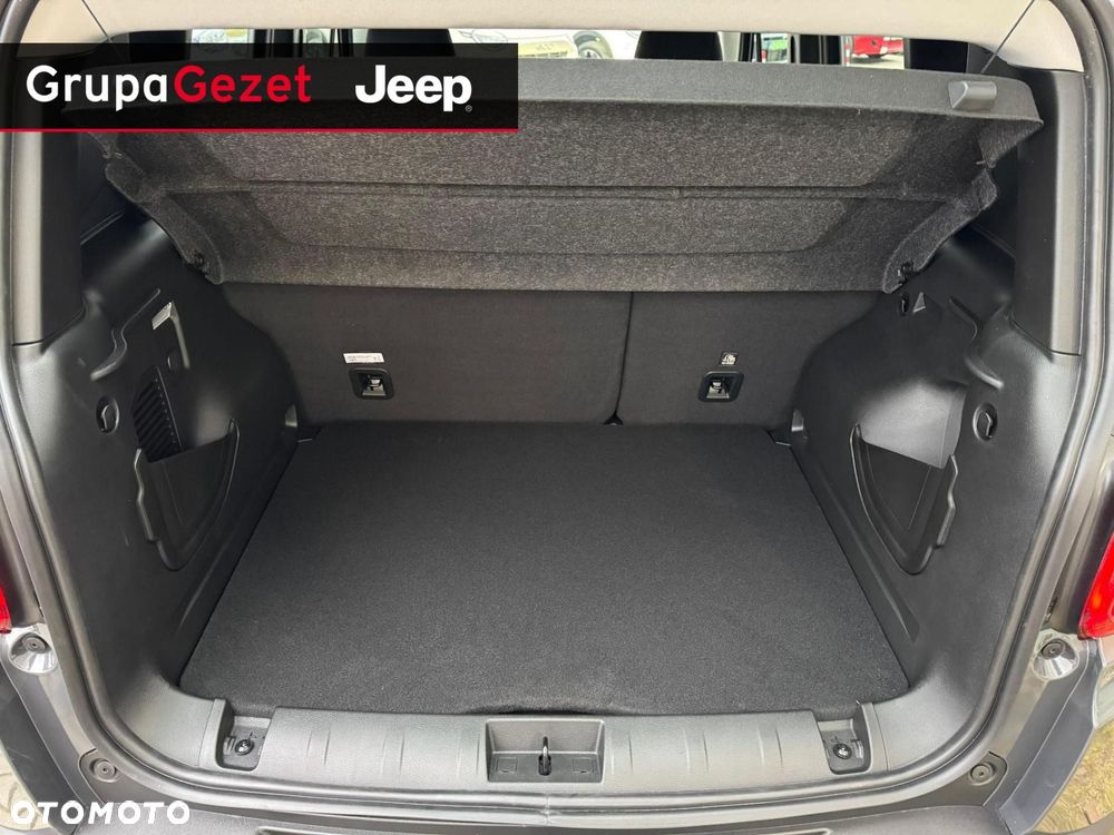 Jeep Renegade - 11