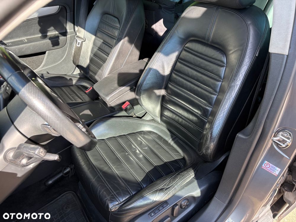 Volkswagen Passat V6 FSI 4Motion DSG R36 - 12