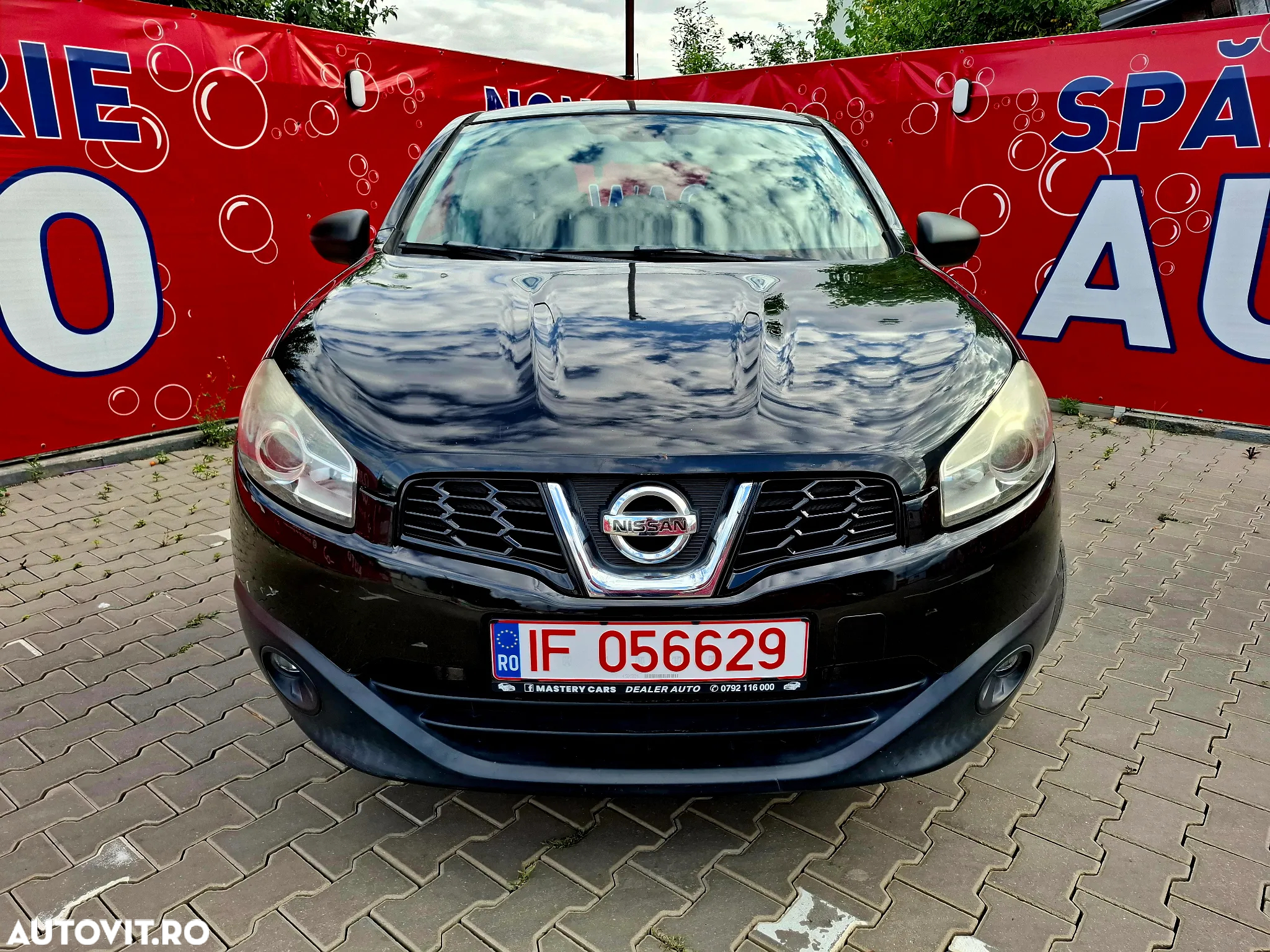 Nissan Qashqai 2.0 dCi DPF acenta - 8