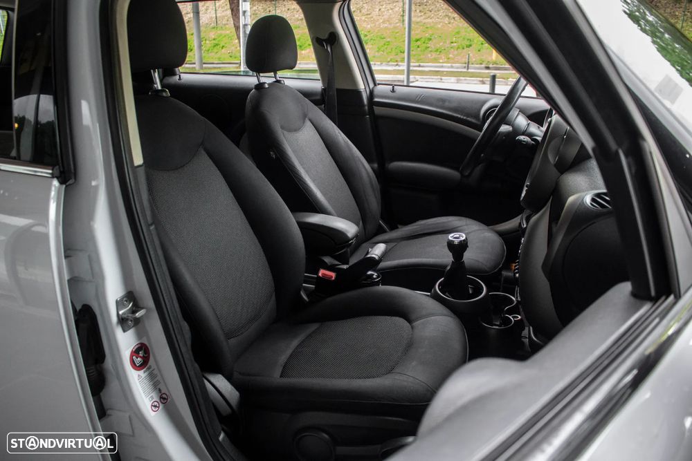 MINI Countryman One D - 21