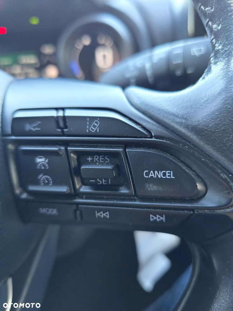 Toyota Yaris Hybrid 1.5 Comfort - 24