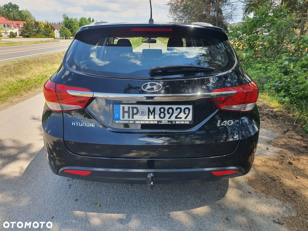 Hyundai i40 Kombi blue 1.6 Trend - 10