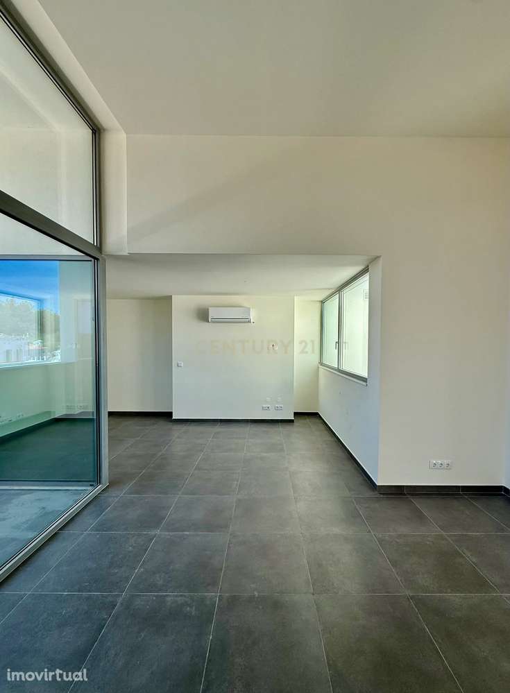 Exclusivo Triplex com Piscina Privada no Rooftop – Viva o Charme de Al - Grande imagem: 2/24