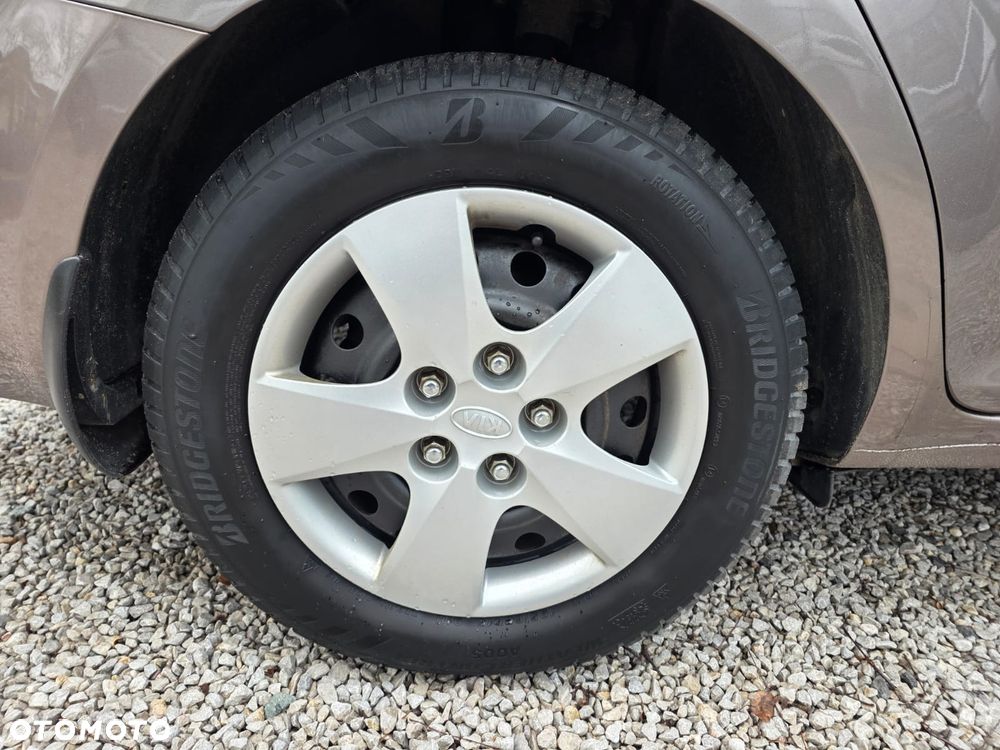 Kia Ceed 1.6 Comfort - 22