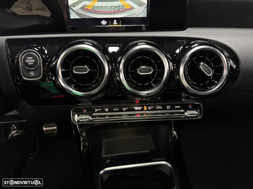 Mercedes-Benz A 160 d AMG Line - 13