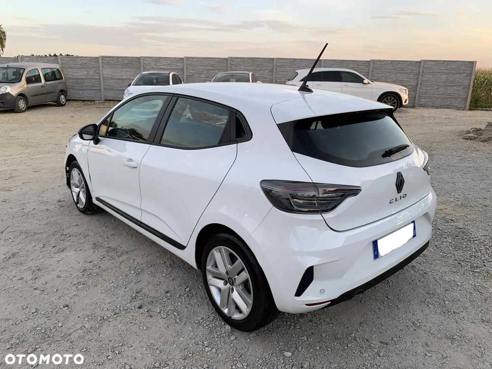 Renault Clio BLUE dCi 100 EVOLUTION - 5