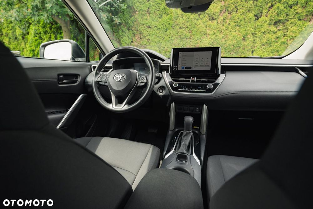 Toyota Corolla Cross - 17