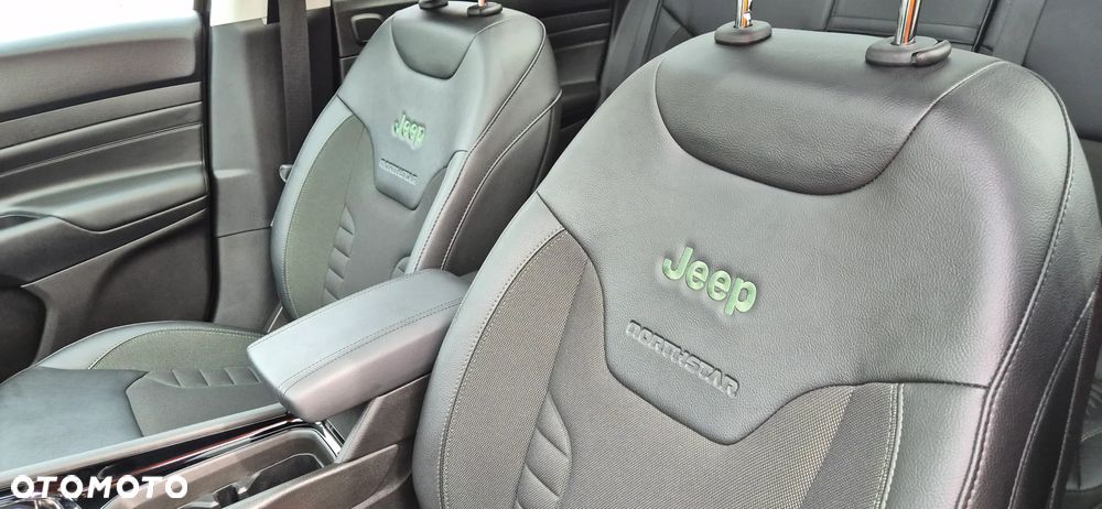 Jeep Compass - 15