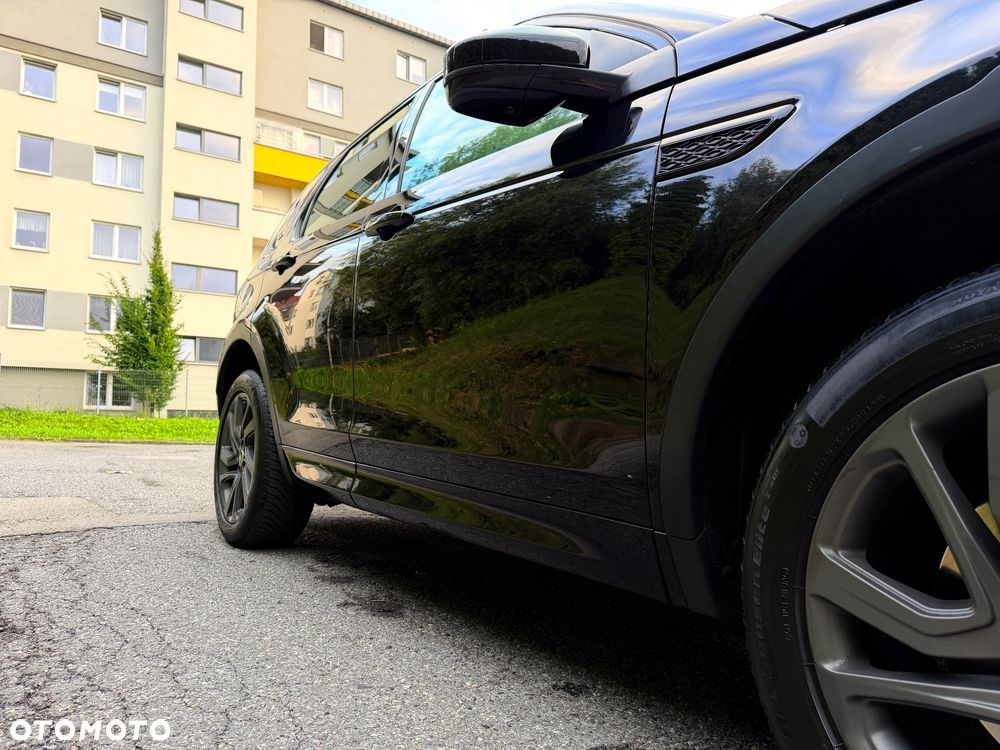 Land Rover Discovery Sport TD4 HSE Luxury - 24