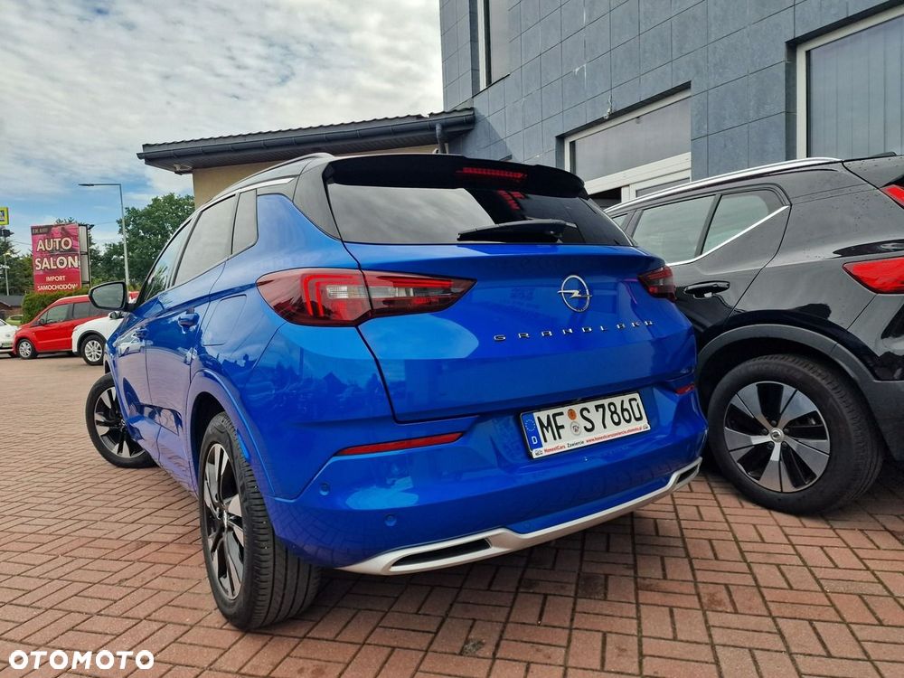 Opel Grandland 1.6 T PHEV Business Elegance - 9