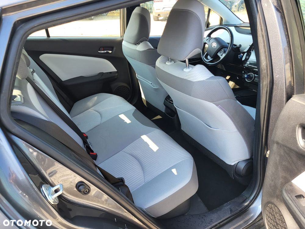 Toyota Prius Hybrid Executive - 39