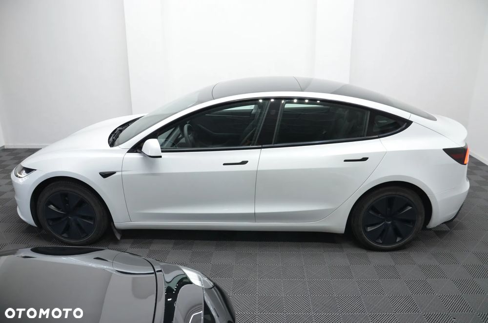 Tesla Model 3 Langstreckenbatterie Allradantrieb Dual Motor - 5