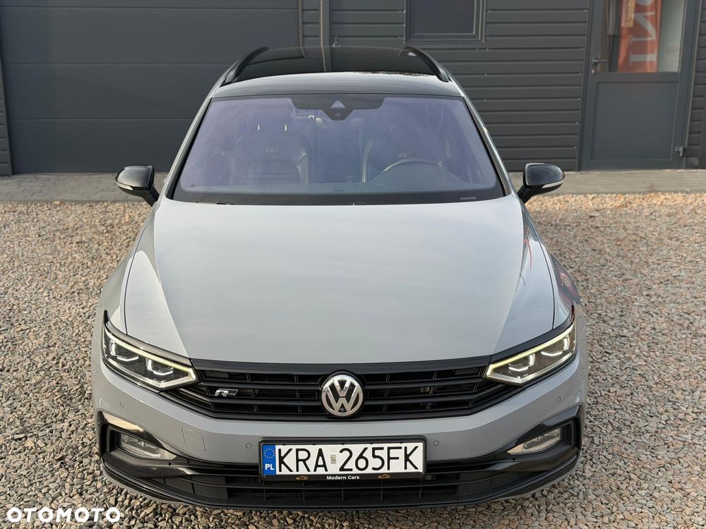 Volkswagen Passat 2.0 TDI SCR 4Motion DSG Elegance - 11