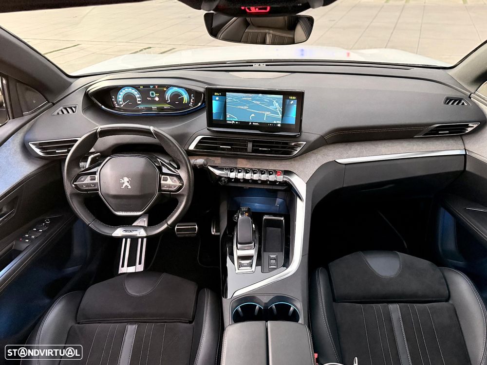 Peugeot 3008 1.6 Hybrid GT Pack e-EAT8 - 45