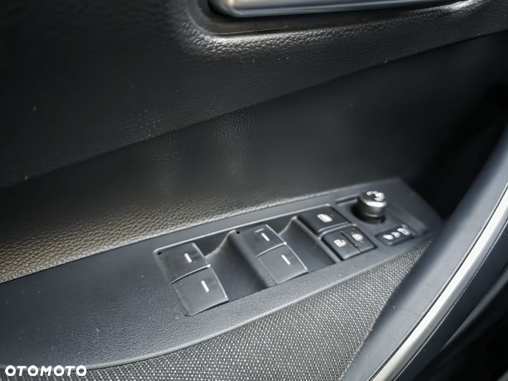 Toyota Corolla 1.8 Hybrid Style - 15
