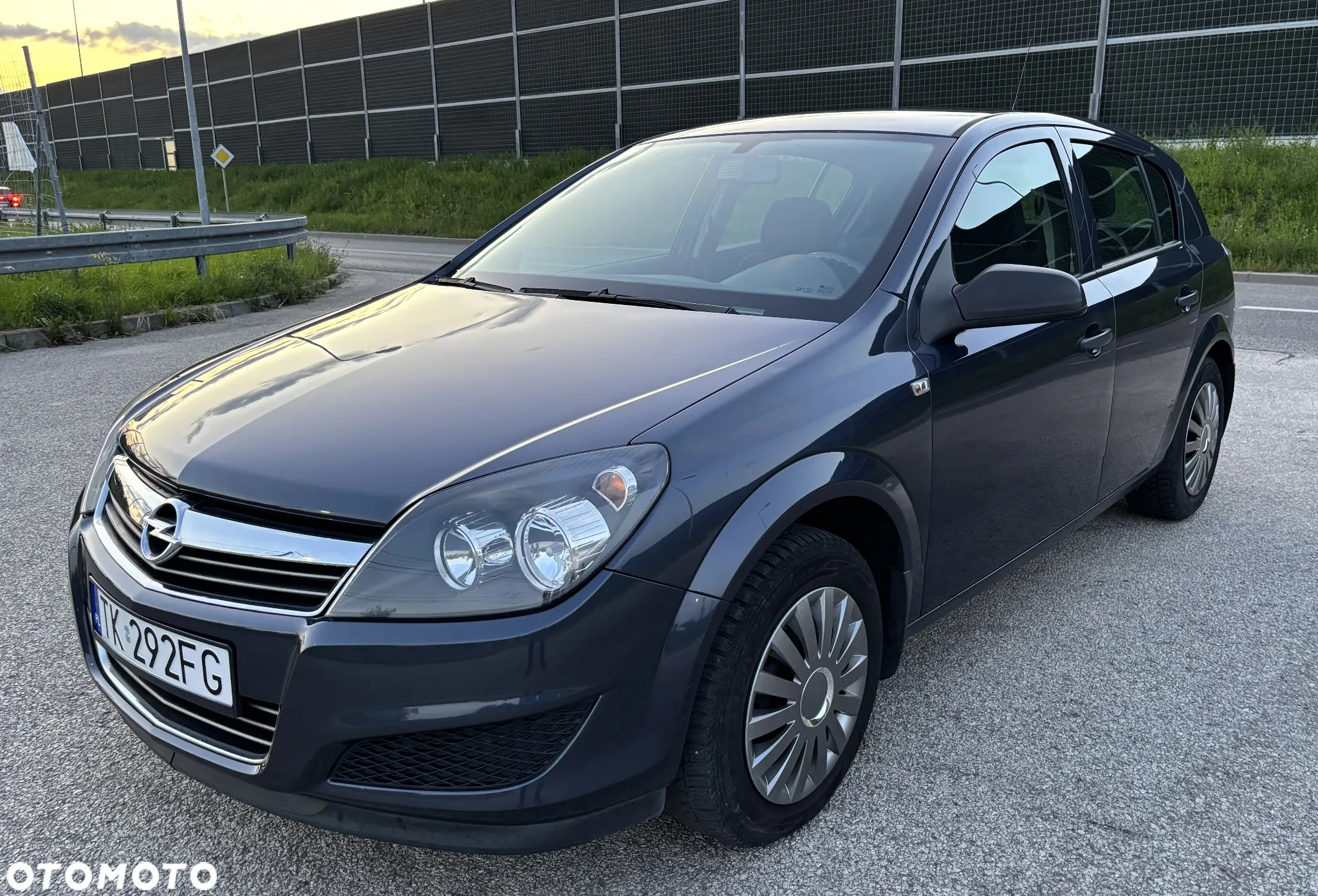 Opel Astra 1.4 Edition Plus - 2