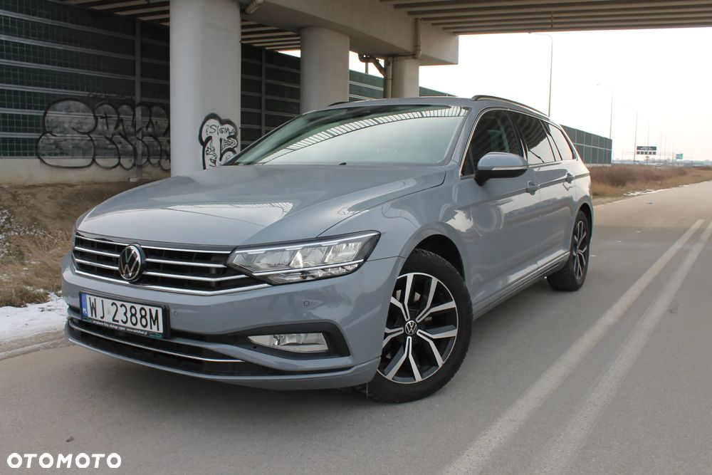 Volkswagen Passat 1.5 TSI EVO Business DSG - 1