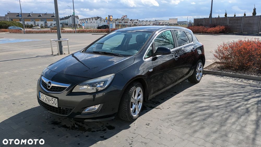 Opel Astra 1.4 Turbo Sport - 1