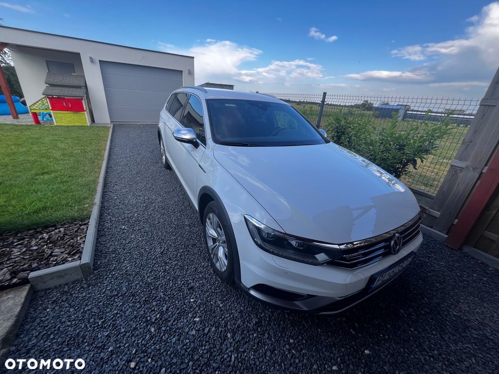 Volkswagen Passat - 10