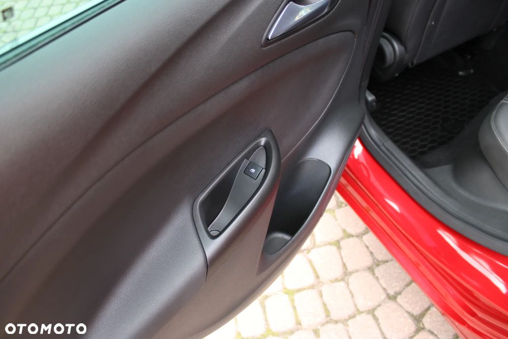 Opel Astra 1.2 T Elegance S&S - 17