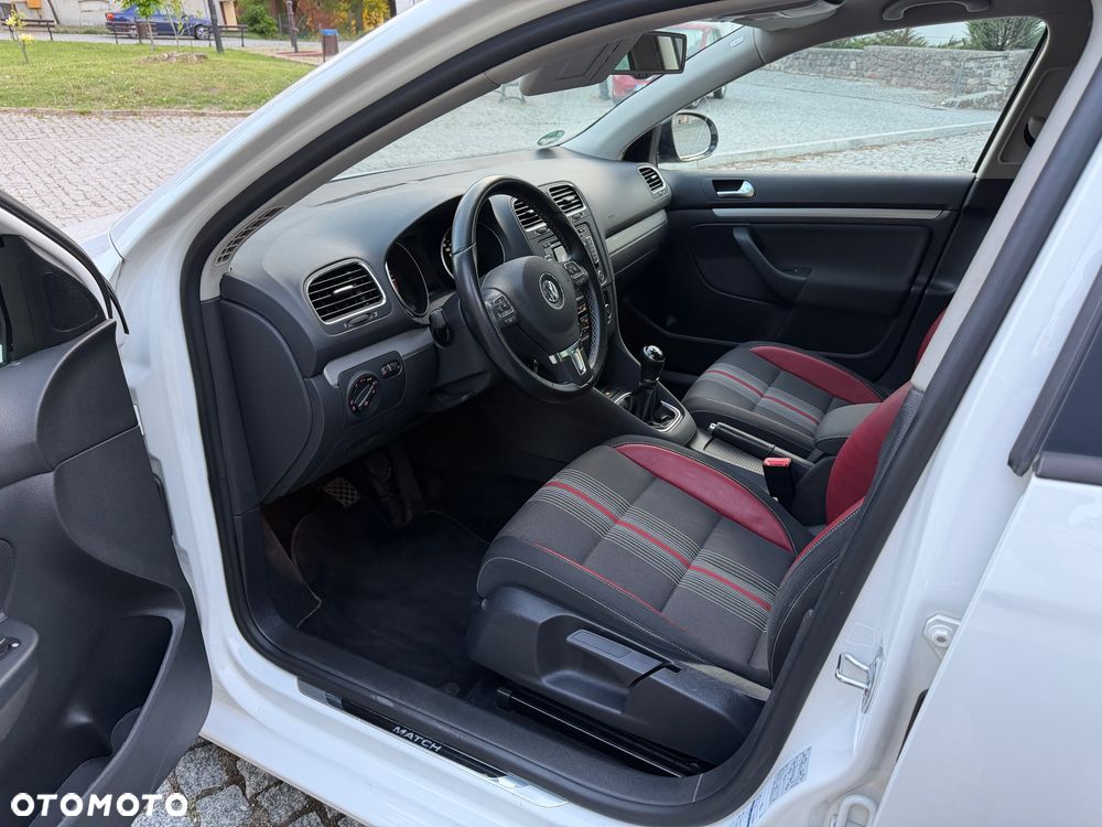 Volkswagen Golf 1.6 TDI DPF MATCH - 7