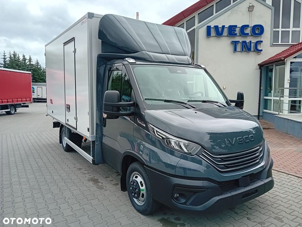Iveco DAILY 35C18HA8 3.0 180KM Hi-Matic IZOTERMA - 3