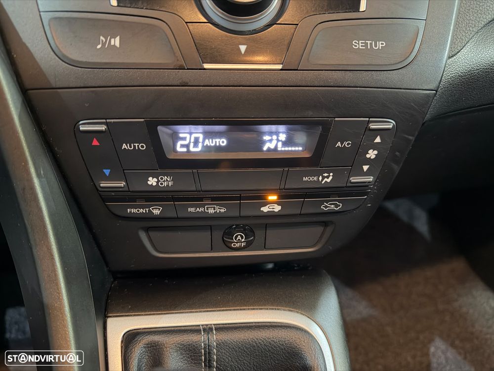 Honda Civic 1.4 i-VTEC Comfort - 21