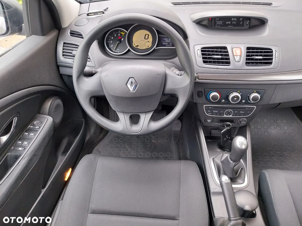 Renault Megane 1.6 16V 100 Expression - 19