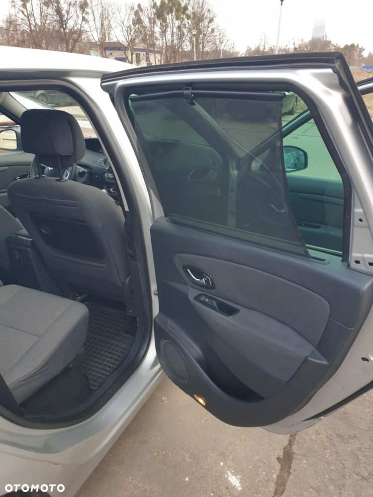 Renault Scenic 1.6 dCi Energy Privilege S&S - 15