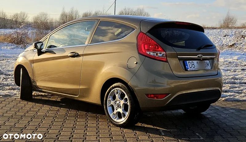 Ford Fiesta 1.4 Titanium - 17