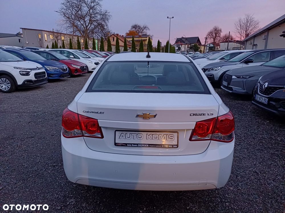 Chevrolet Cruze ver-1-8-ltzplus - 5