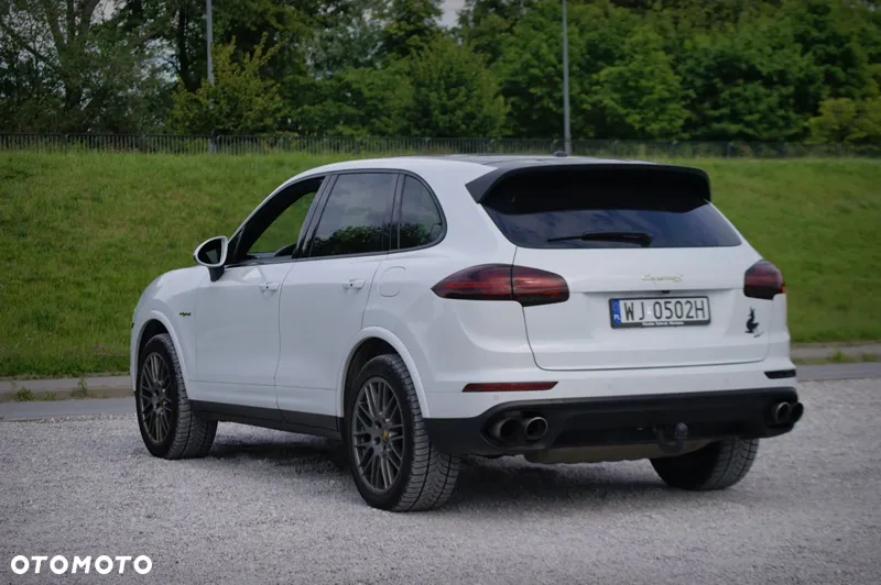 Porsche Cayenne - 18