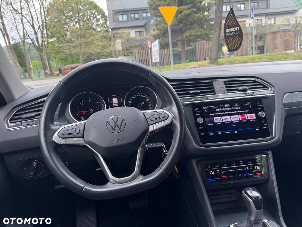Volkswagen Tiguan - 22