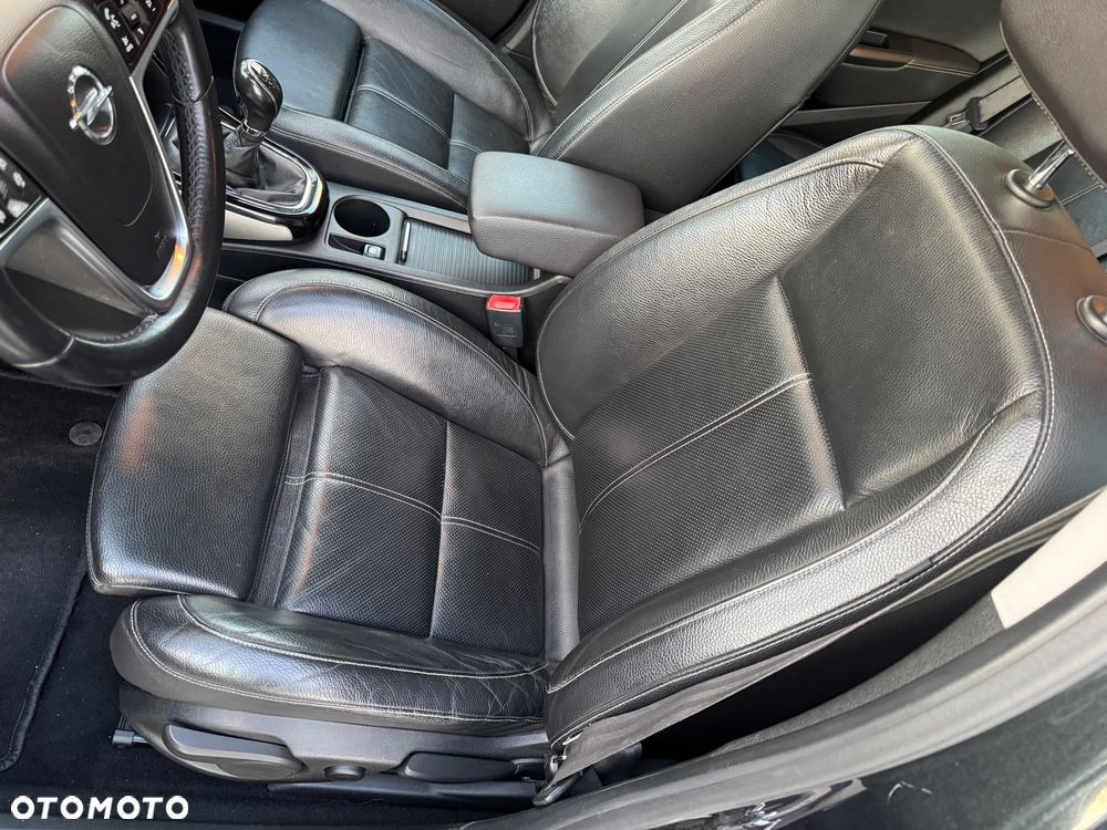 Opel Astra 1.6 CDTI Cosmo - 22