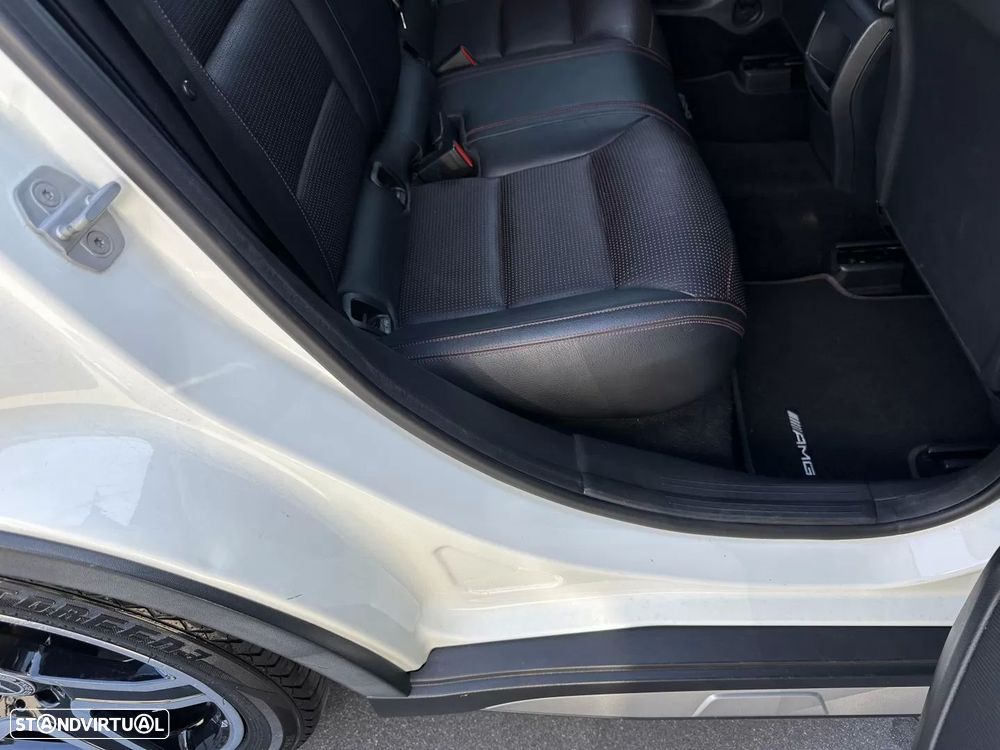 Mercedes-Benz GLA 220 d 4Matic 7G-DCT AMG Line - 57