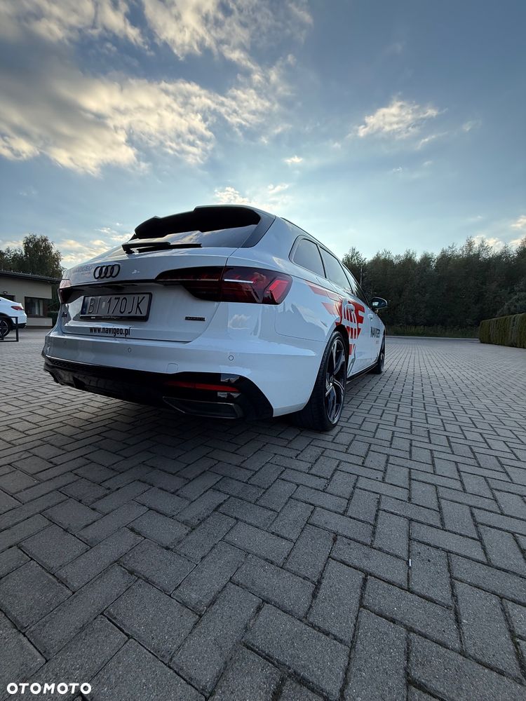 Audi A4 - 4